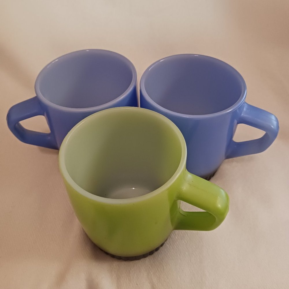 Vintage Anchor Hocking 3 Piece Fire King Mug Set Blue and Green Made in USA